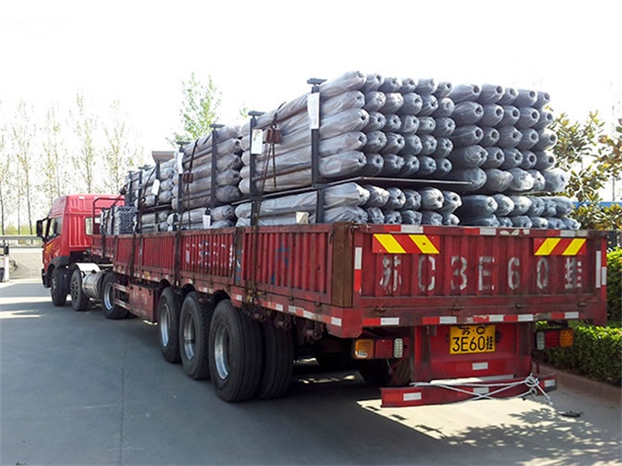 灯塔网架整装待发